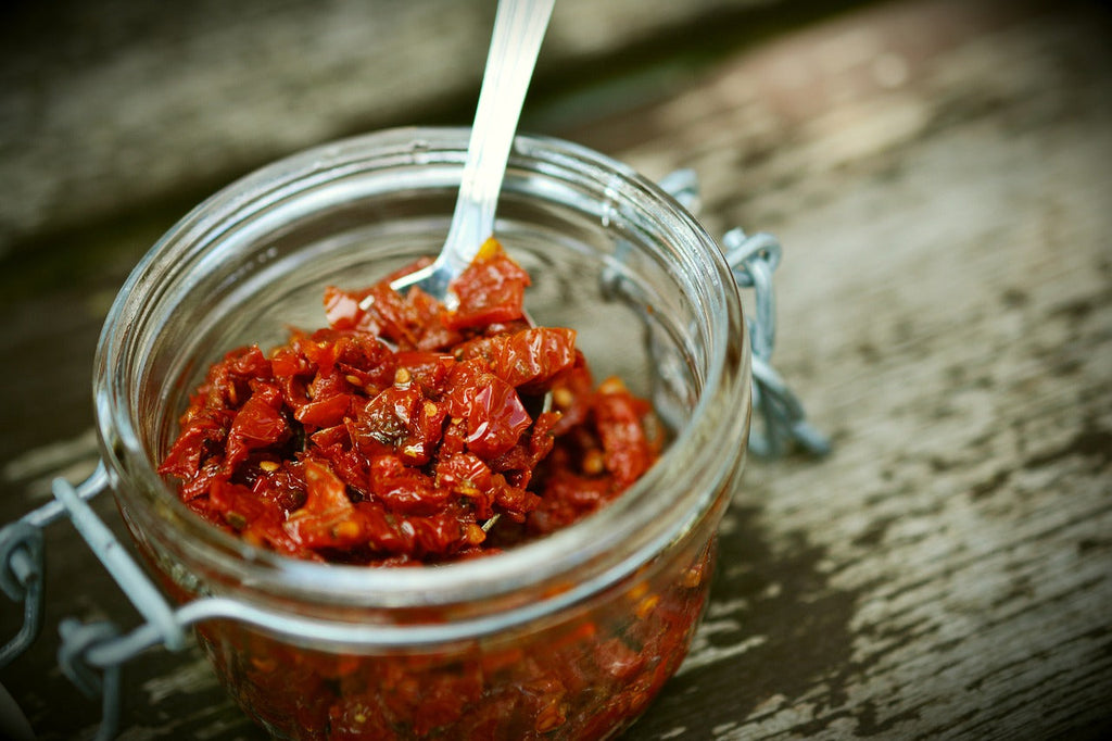 Sun-dried tomatoes: how to incorporate them into your cooking